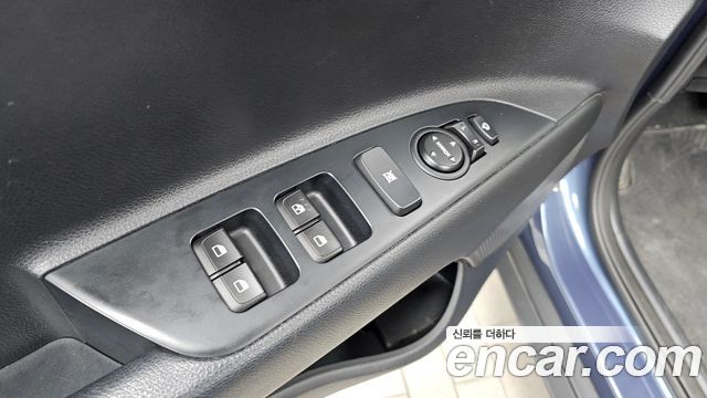 Kia Stonic 2019 — photo 32
