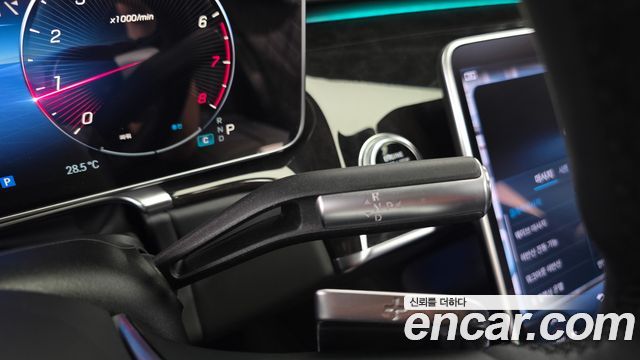 Mercedes-Benz S-Class 2021 — photo 12