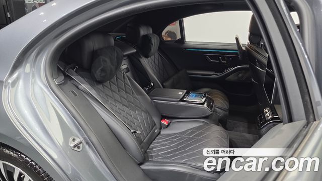Mercedes-Benz S-Class 2021 — photo 18