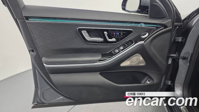 Mercedes-Benz S-Class 2021 — photo 14