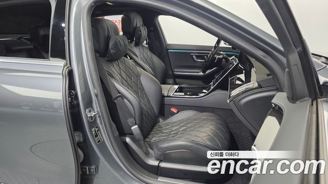 Mercedes-Benz S-Class 2021 — photo 16