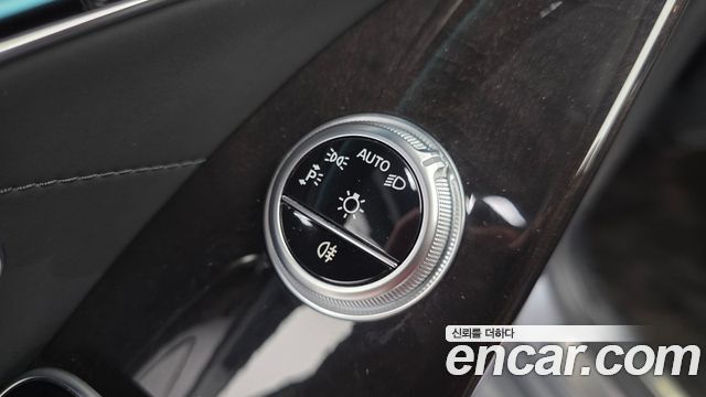 Mercedes-Benz S-Class 2021 — photo 28