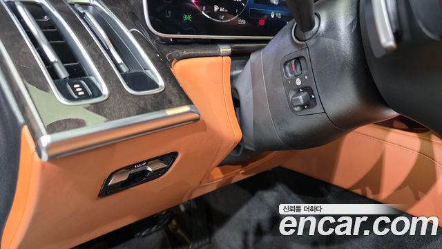 Mercedes-Benz S-Class 2021 — photo 25