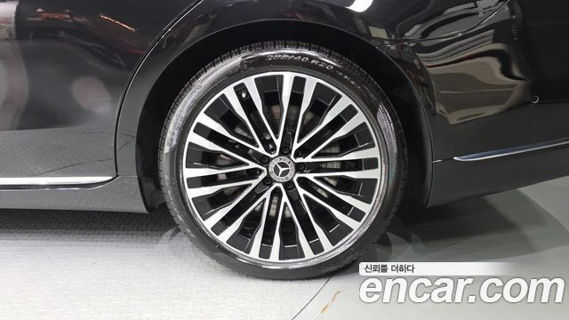 Mercedes-Benz S-Class 2021 — photo 7