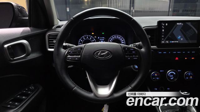 Hyundai Venue 2022 — photo 19