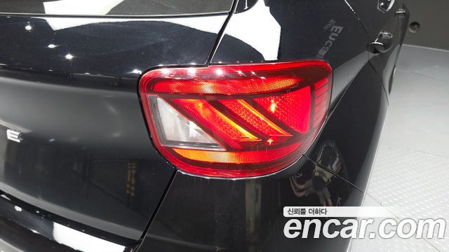 Hyundai Venue 2022 — photo 9
