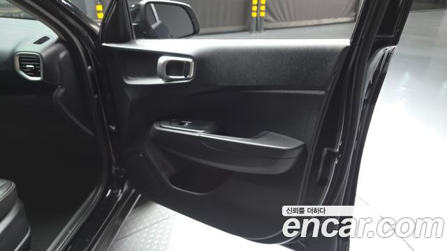 Hyundai Venue 2022 — photo 14
