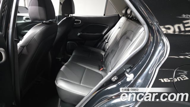 Hyundai Venue 2022 — photo 16