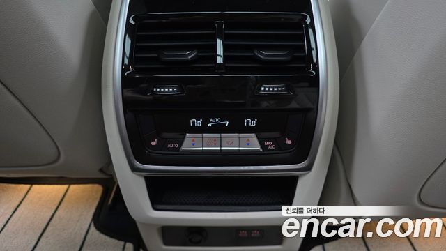 BMW X5 2026 — photo 30