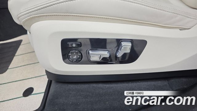 BMW X5 2026 — photo 31
