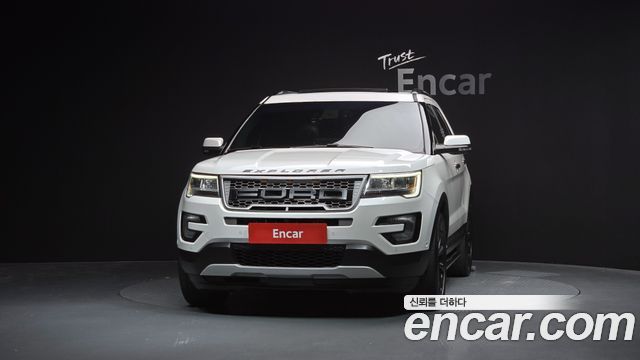 Ford Explorer 2017 — photo 3
