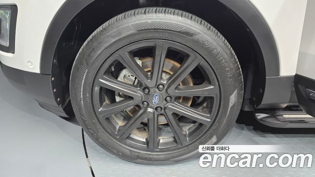 Ford Explorer 2017 — photo 5