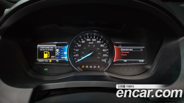 Ford Explorer 2017 — photo 8