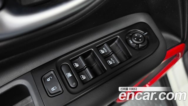 Jeep Renegade 2020 — photo 25