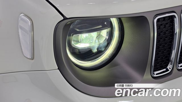 Jeep Renegade 2020 — photo 8