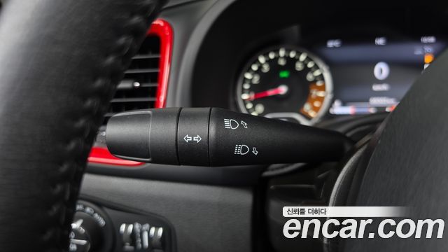 Jeep Renegade 2020 — photo 29