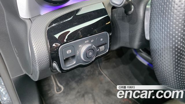 Mercedes-Benz CLA-Class 2020 — photo 23