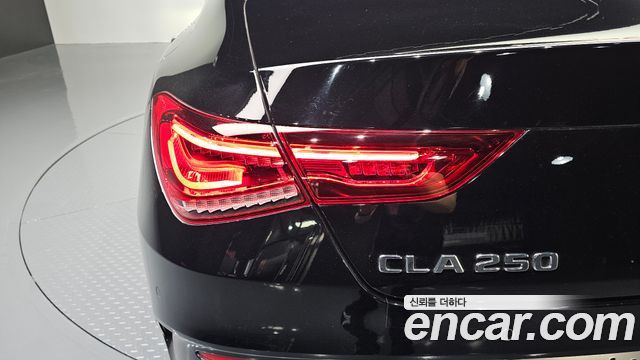 Mercedes-Benz CLA-Class 2020 — photo 9