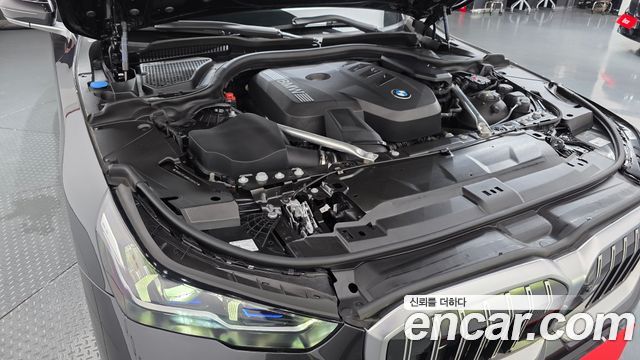 BMW 5-Series 2024 — photo 6