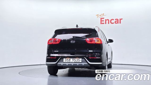 Kia Niro 2018 — photo 4