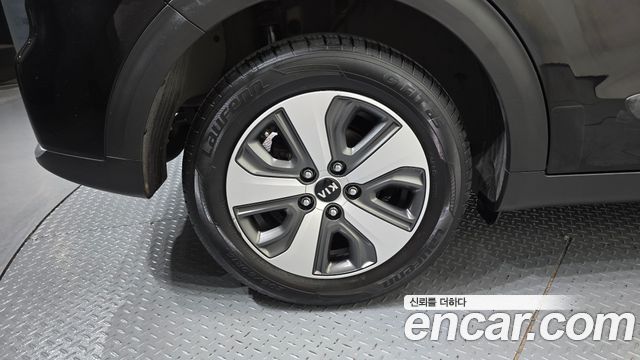 Kia Niro 2018 — photo 5
