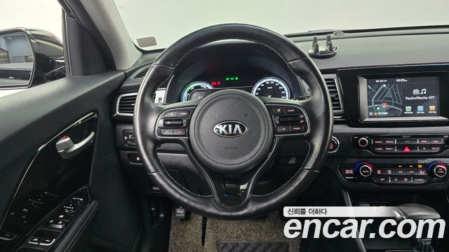 Kia Niro 2018 — photo 13