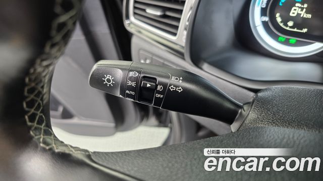 Kia Niro 2018 — photo 16