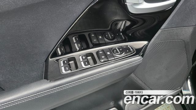 Kia Niro 2018 — photo 19