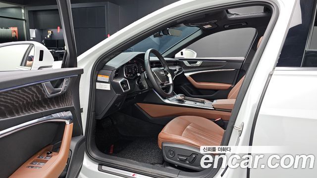 Audi A6 2023 — photo 13