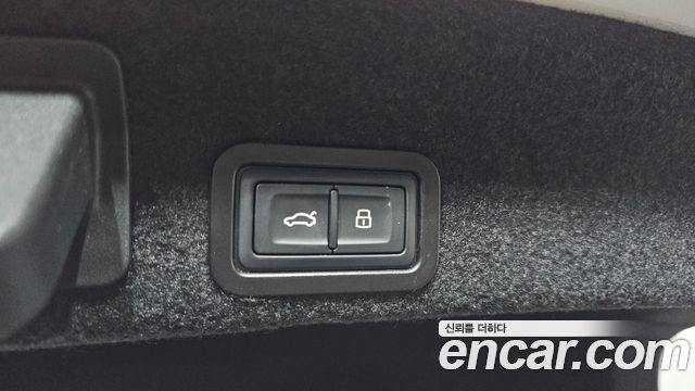 Audi A6 2023 — photo 35
