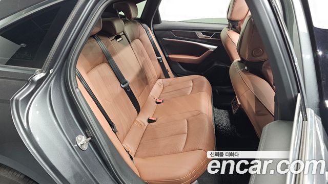 Audi A6 2023 — photo 17