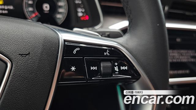 Audi A6 2023 — photo 24