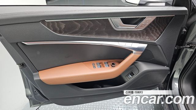 Audi A6 2023 — photo 14