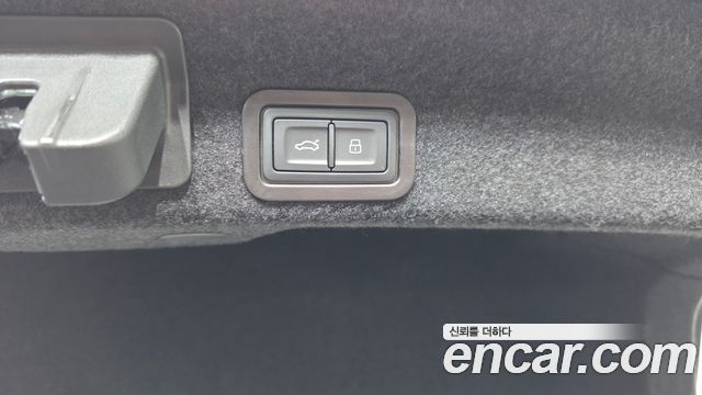 Audi A6 2023 — photo 34
