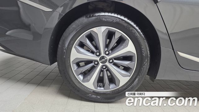 Kia K8 2023 — photo 5