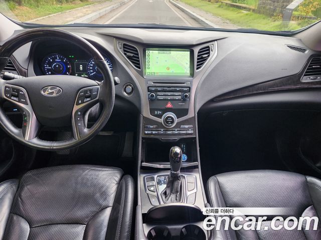 Hyundai Grandeur 2016 — photo 12