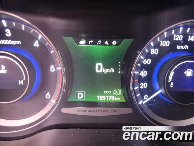 Hyundai Grandeur 2016 — photo 15