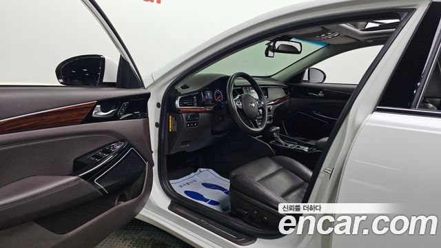 Kia K7 2016 — photo 10