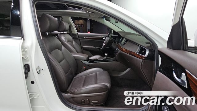 Kia K7 2016 — photo 12
