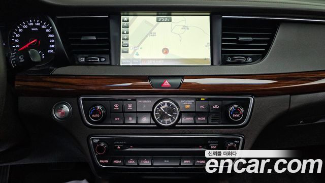 Kia K7 2016 — photo 15