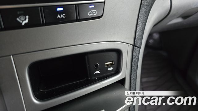 Hyundai Starex 2018 — photo 18