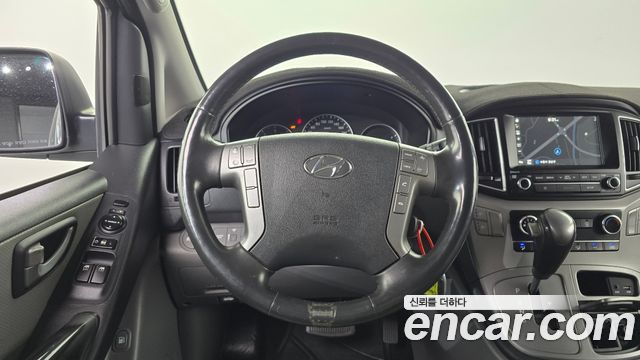 Hyundai Starex 2018 — photo 19