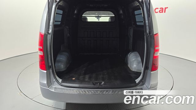 Hyundai Starex 2018 — photo 24