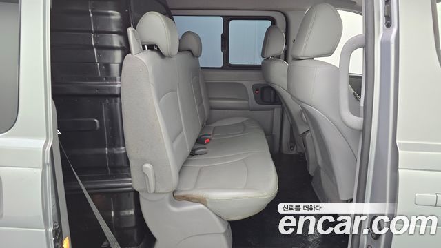 Hyundai Starex 2018 — photo 25