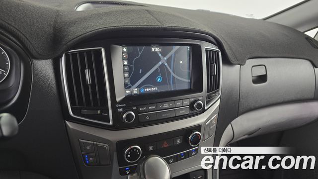 Hyundai Starex 2018 — photo 26