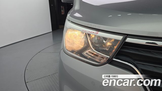 Hyundai Starex 2018 — photo 8