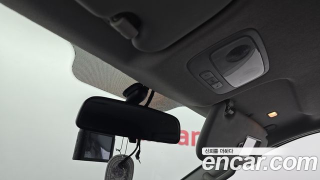 Hyundai Starex 2018 — photo 29