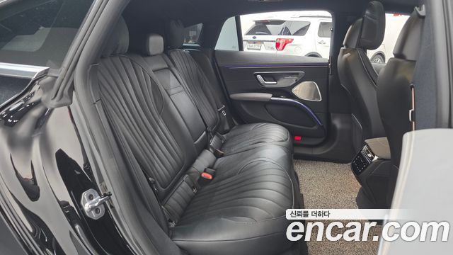 Mercedes-Benz EQS 2022 — photo 17