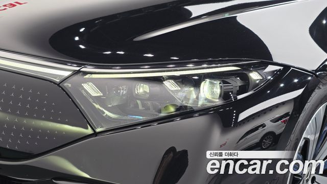 Mercedes-Benz EQS 2022 — photo 8