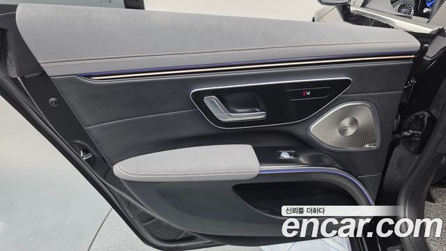 Mercedes-Benz EQS 2022 — photo 15